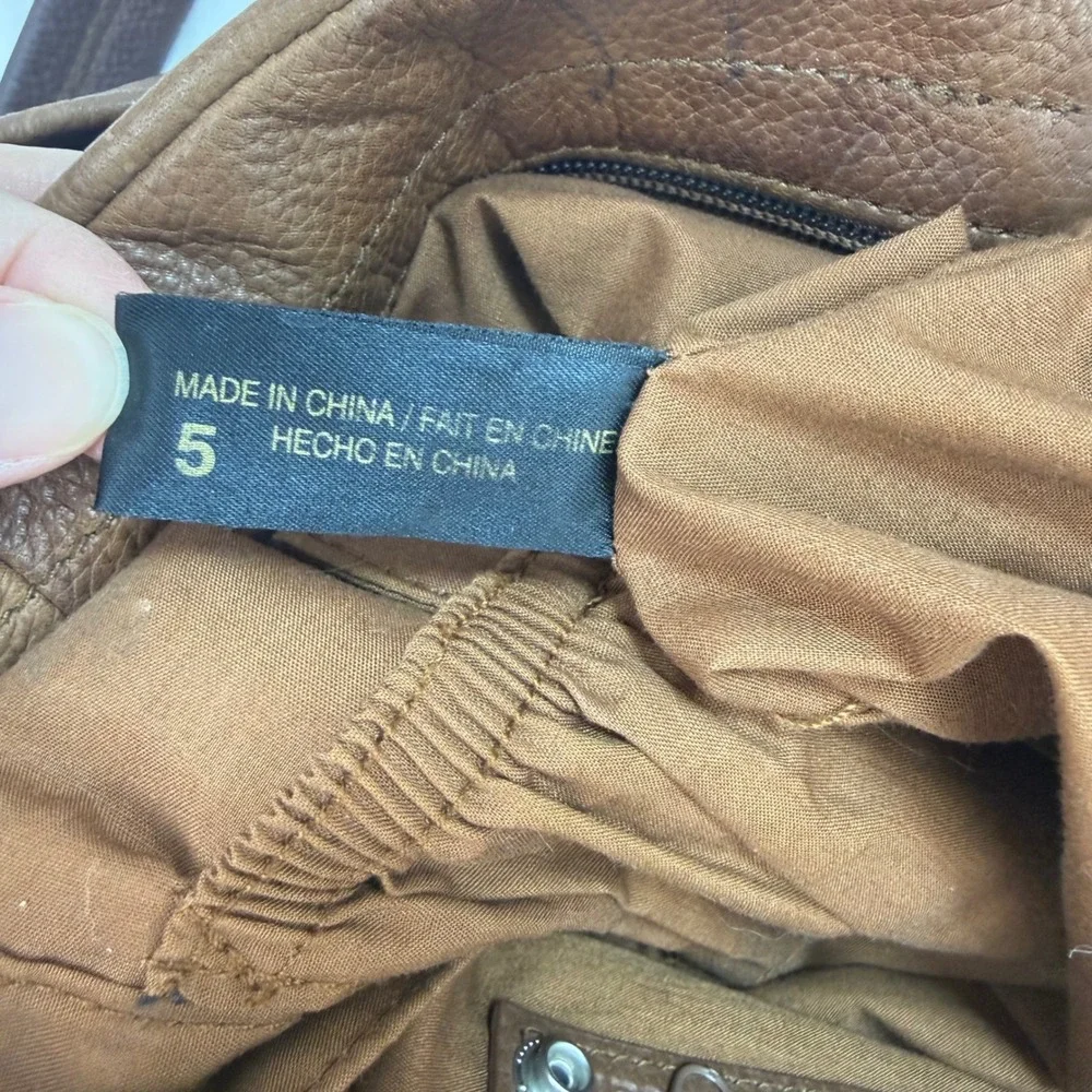 Stone Mountain Leather Shoulder Bag Medium Brown Buckle Strap Boho Classic Hobo
